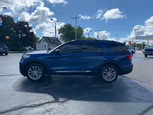 Used 2020 Ford Explorer XLT w/ Equipment Group 202A image 5