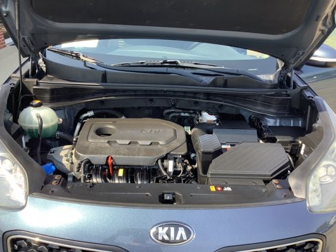Used 2018 Kia Sportage LX w/ LX Technology Package image 16