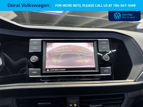Certified 2020 Volkswagen Jetta SE w/ SE Cold Weather Package image 19