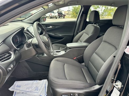 Used 2024 Chevrolet Malibu LT image 9