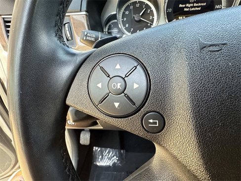 Used 2012 Mercedes-Benz E 350 4MATIC Sedan image 32