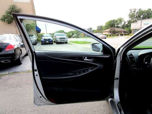 Used 2011 Hyundai Sonata Limited image 29