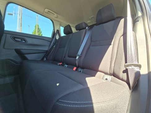 New 2025 Nissan Rogue S image 18