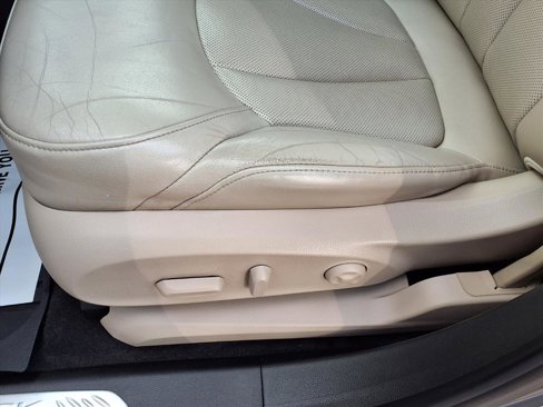 Used 2020 Buick Envision Essence image 17