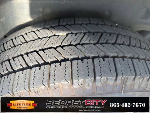 Used 2020 Jeep Wrangler Sport image 17