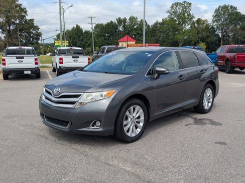 Used 2014 Toyota Venza LE image 1