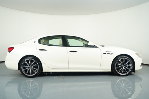 Used 2022 Maserati Ghibli Modena image 6