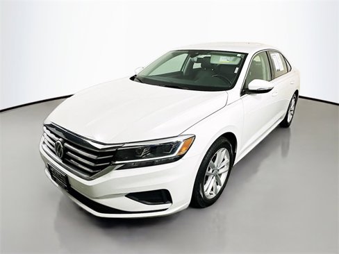 Used 2020 Volkswagen Passat 2.0T SE image 3