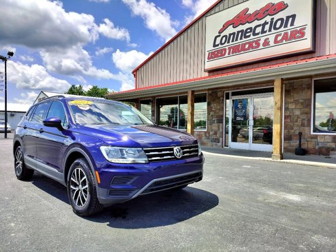 Used 2021 Volkswagen Tiguan SE R-Line image 2
