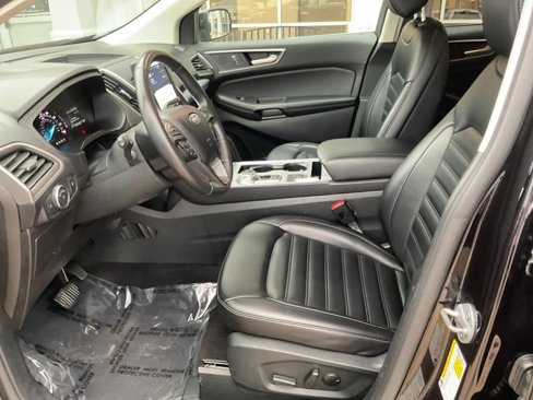 Used 2022 Ford Edge SEL image 9