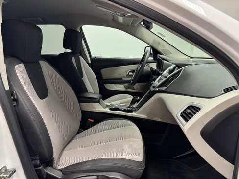 Used 2017 GMC Terrain SLE image 15
