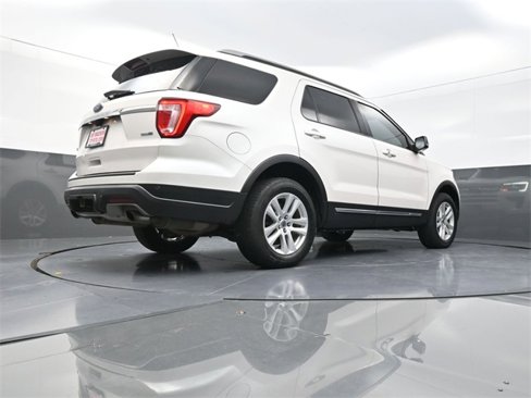 Used 2019 Ford Explorer XLT w/ Equipment Group 202A image 33