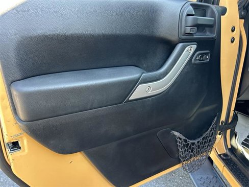 Used 2014 Jeep Wrangler Unlimited Sahara w/ Dual Top Group image 23