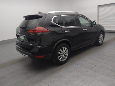 Used 2018 Nissan Rogue SV image 10