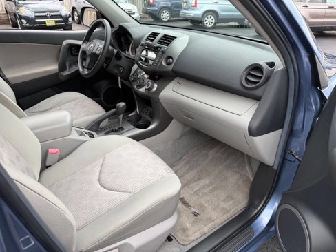 Used 2011 Toyota RAV4 4WD w/ Base L4 Extra Value Pkg image 20