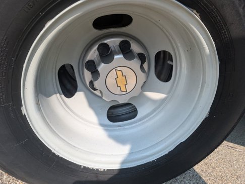 Used 2004 Chevrolet Express 3500 image 35