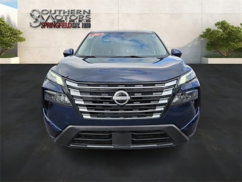 Used 2024 Nissan Rogue SV image 8