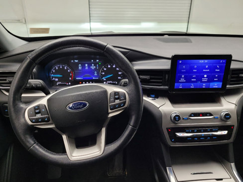 Used 2022 Ford Explorer XLT w/ Equipment Group 202A image 22