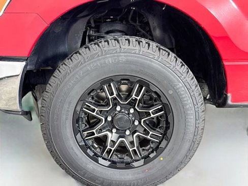 Used 2013 Ford F150 XLT image 30