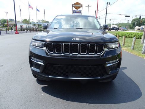 Used 2023 Jeep Grand Cherokee Limited w/ Trailer Tow Prep Group (B) image 3