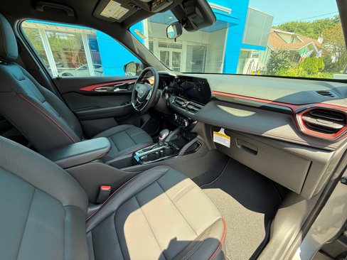 New 2026 Chevrolet TrailBlazer RS w/ Driver Confidence Package image 34