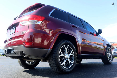 Used 2018 Jeep Grand Cherokee Limited image 18