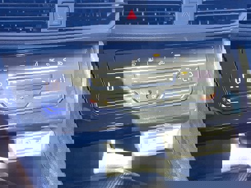 Certified 2025 Volkswagen Jetta S image 24