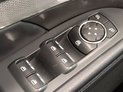 Used 2017 Ford Explorer XLT w/ Equipment Group 202A image 27