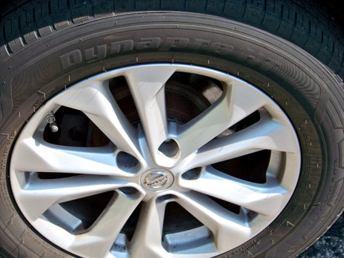 Used 2014 Nissan Rogue SV image 21