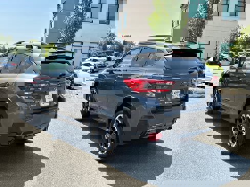 Used 2023 Subaru Crosstrek 2.0i image 2