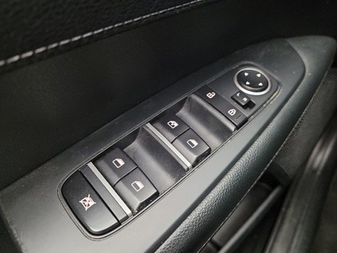 Used 2019 Kia Forte S w/ S Premium Package image 27