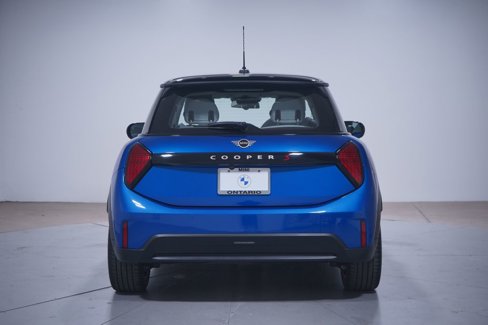 Used 2025 MINI Cooper S image 5