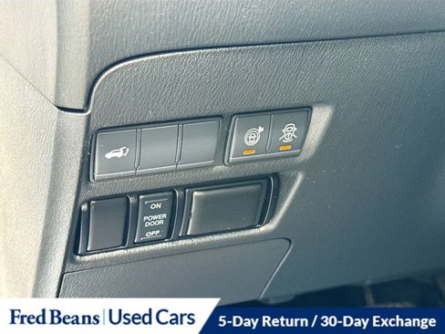 Used 2020 Nissan Armada SL w/ Premium Package image 11