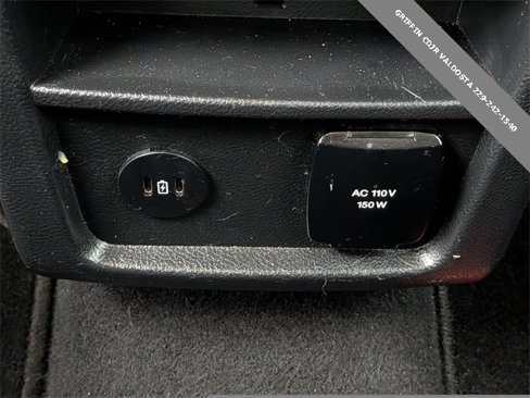 Used 2022 Ford Edge Titanium image 15
