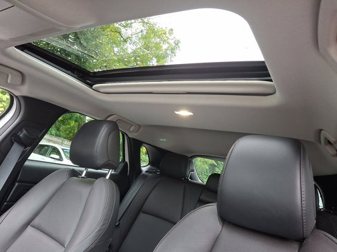 Used 2022 MAZDA CX-30 AWD 2.5 S w/ Premium Package image 12