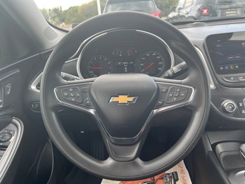 Used 2023 Chevrolet Malibu LS image 20