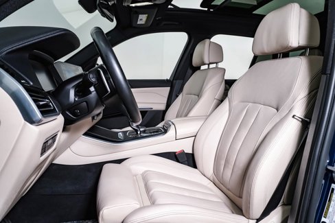 Used 2022 BMW X5 xDrive40i w/ M Sport Package image 17