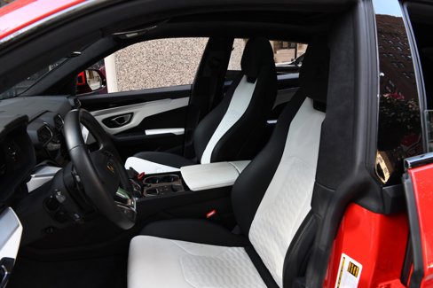 Used 2022 Lamborghini Urus image 9