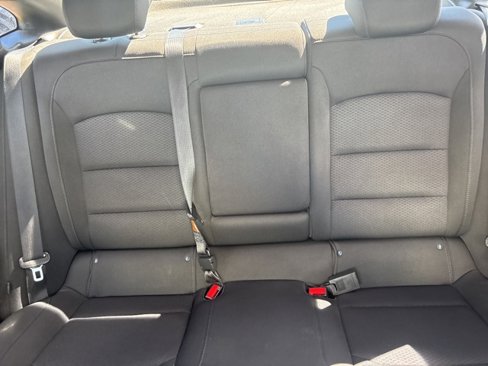 Used 2018 Chevrolet Malibu LT image 18