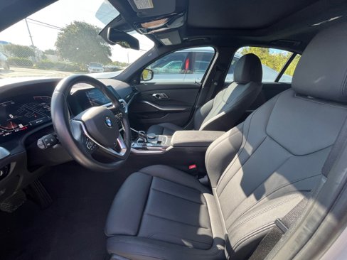 Used 2021 BMW 330i Sedan w/ Premium Package image 30