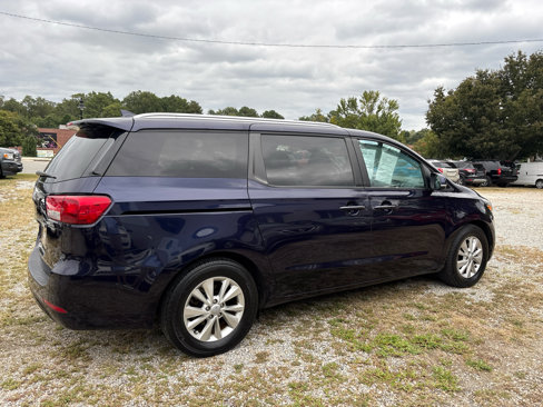 Used 2018 Kia Sedona LX w/ LX Essentials Premium Package image 7