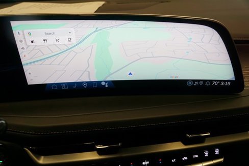 New 2025 Cadillac XT4 Premium Luxury image 22