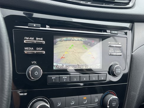 Used 2018 Nissan Rogue Sport S w/ S Appearance Package image 19