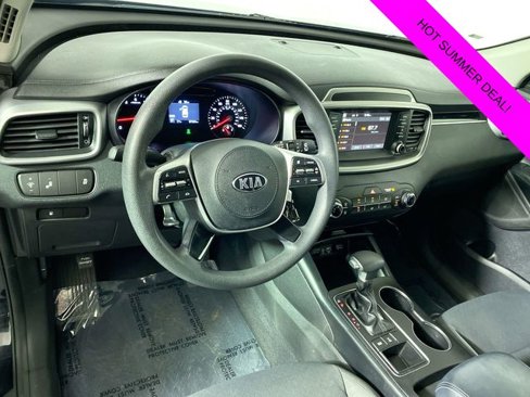 Used 2020 Kia Sorento LX image 25