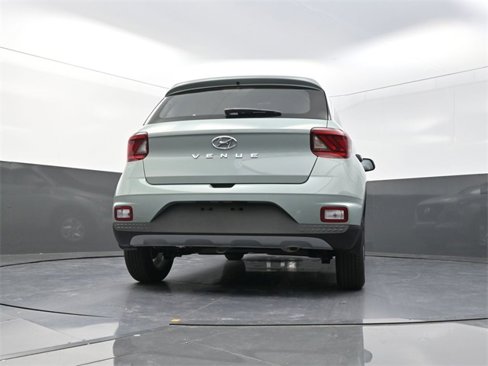 New 2025 Hyundai Venue SE image 34