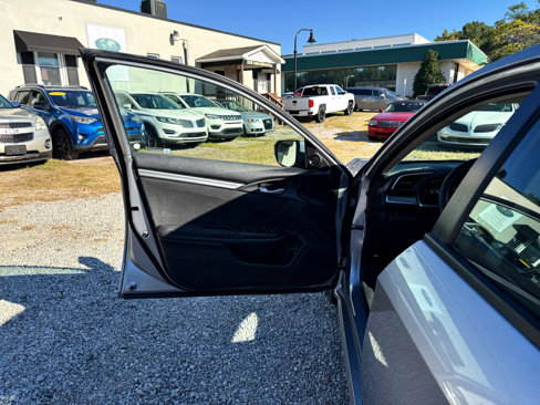 Used 2017 Honda Civic EX image 16