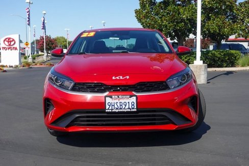 Used 2023 Kia Forte LXS w/ LXS Technology Package image 6