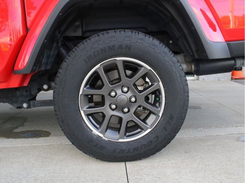 Used 2021 Jeep Gladiator Overland image 34