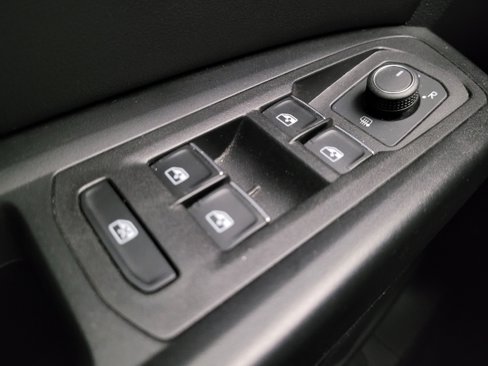 Used 2019 Volkswagen Atlas SE image 27