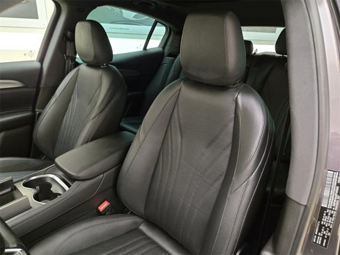 Used 2024 Maserati Grecale GT image 30